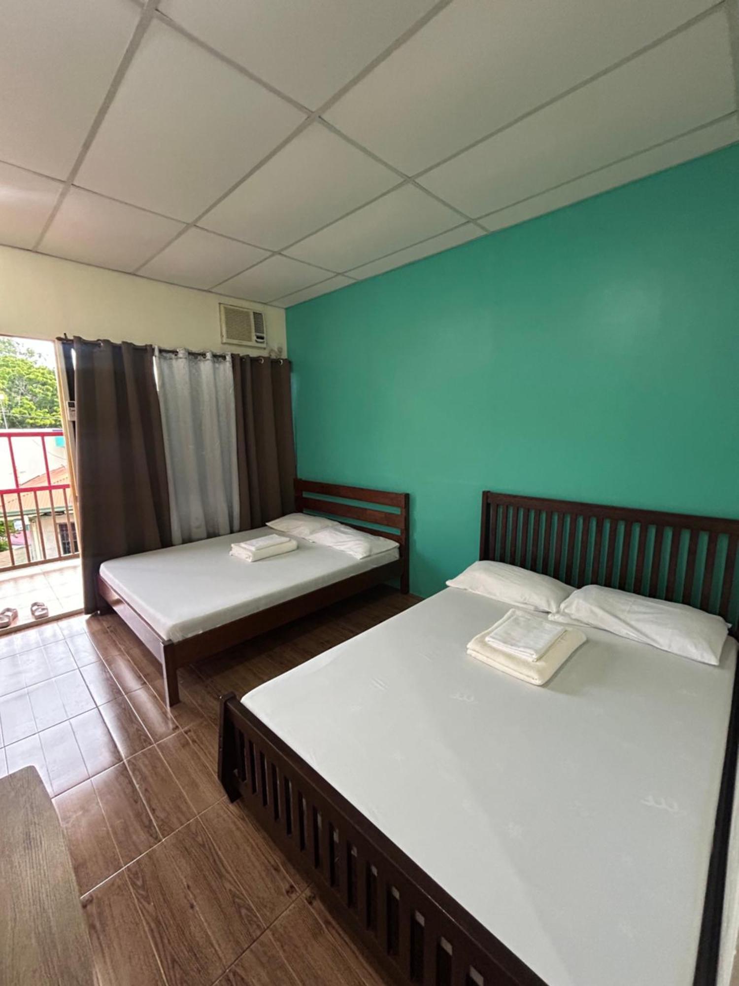 The Biggies Inn Oslob Ngoại thất bức ảnh